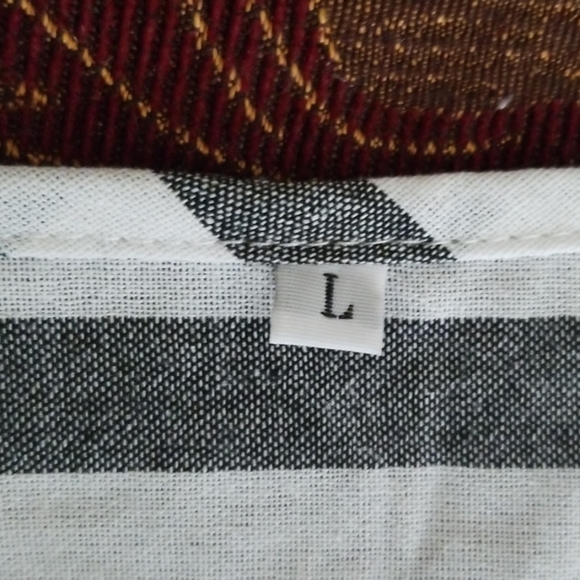 Fun striped top - Picture 3 of 5